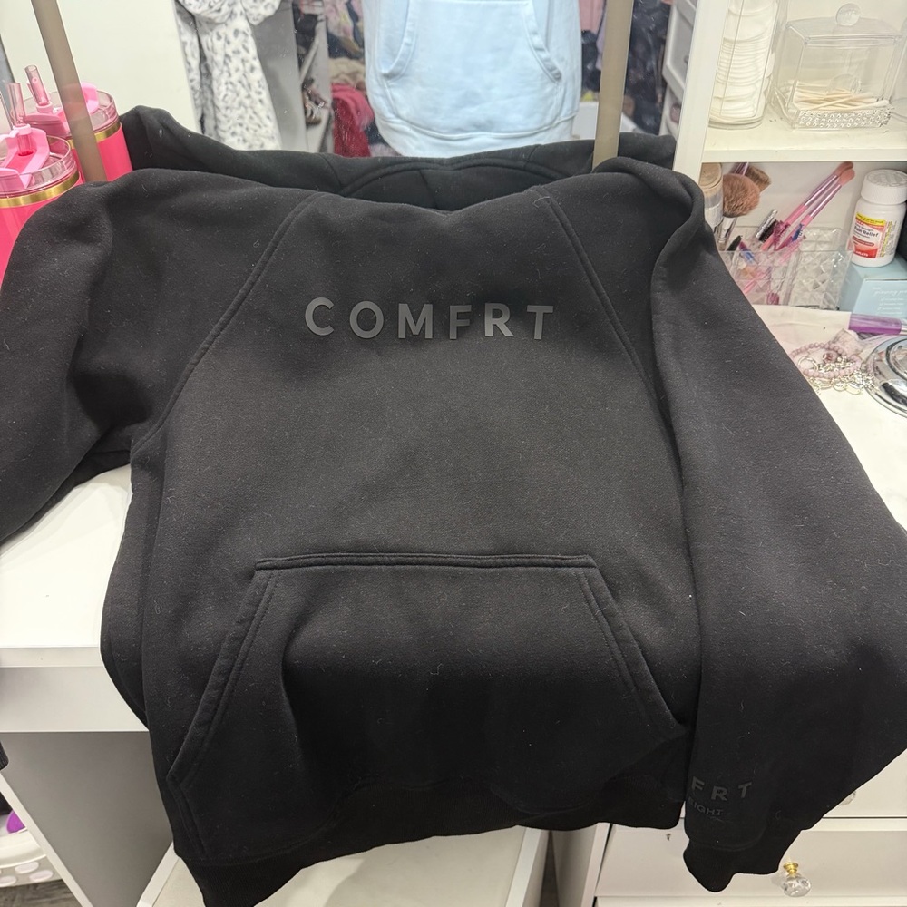 COMFRT Black Hoodie for Men